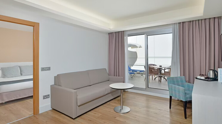 XTRA Sol Junior Suite Sea View 